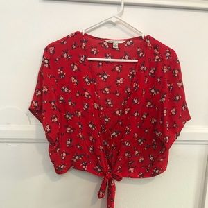 American Eagle Outfitters Printed floral crop top